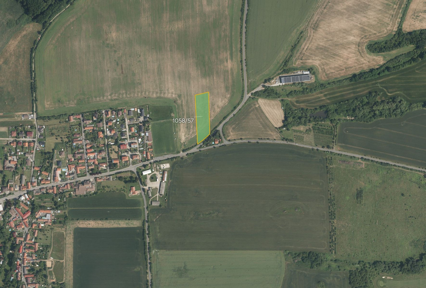Prodej pole 5 676 m²