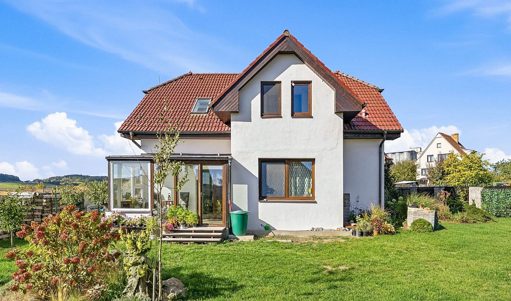 Prodej domu 212 m² s pozemkem 845 m², Záhoří – náhled fotky 2