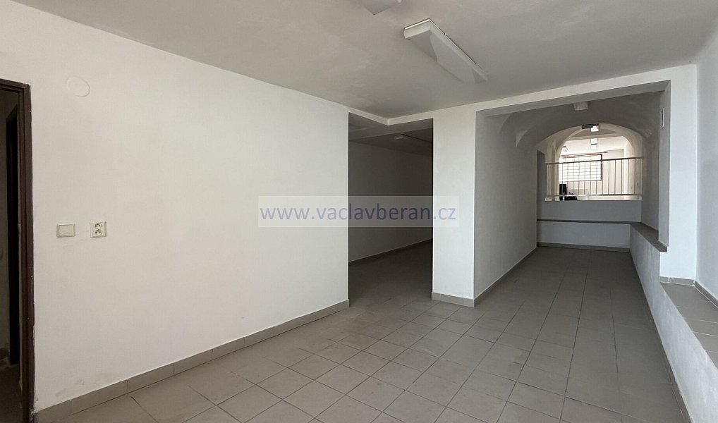 Prodej domu 182 m² s pozemkem 140 m², Lanškroun – náhled fotky 23