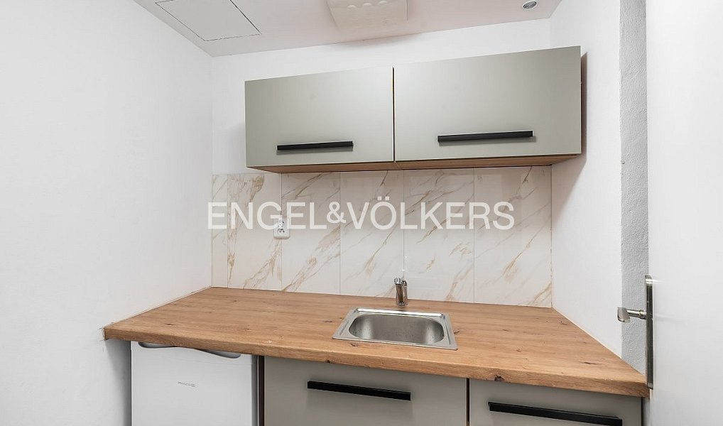 Pronájem výrobních prostor 48 m², Praha – náhled fotky 5
