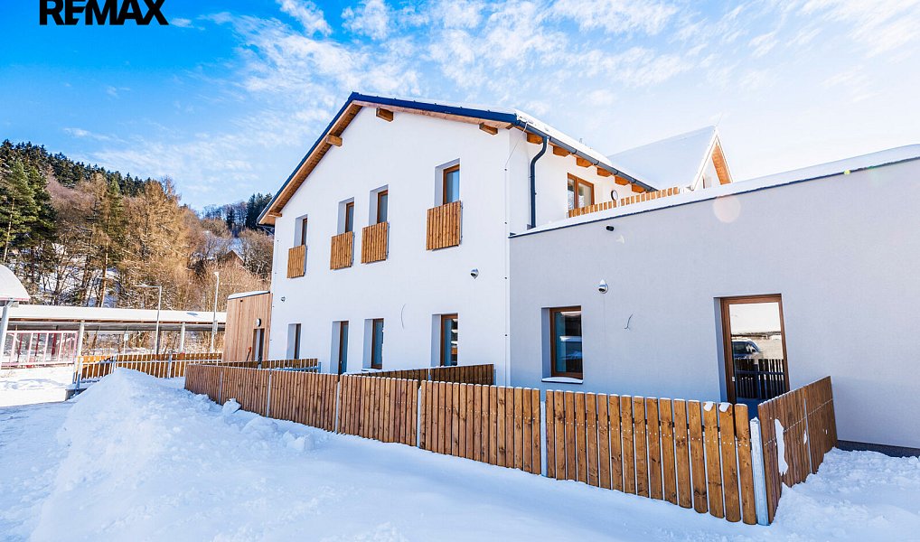 Prodej bytu 2+kk 55 m², Svoboda nad Úpou – náhled fotky 25