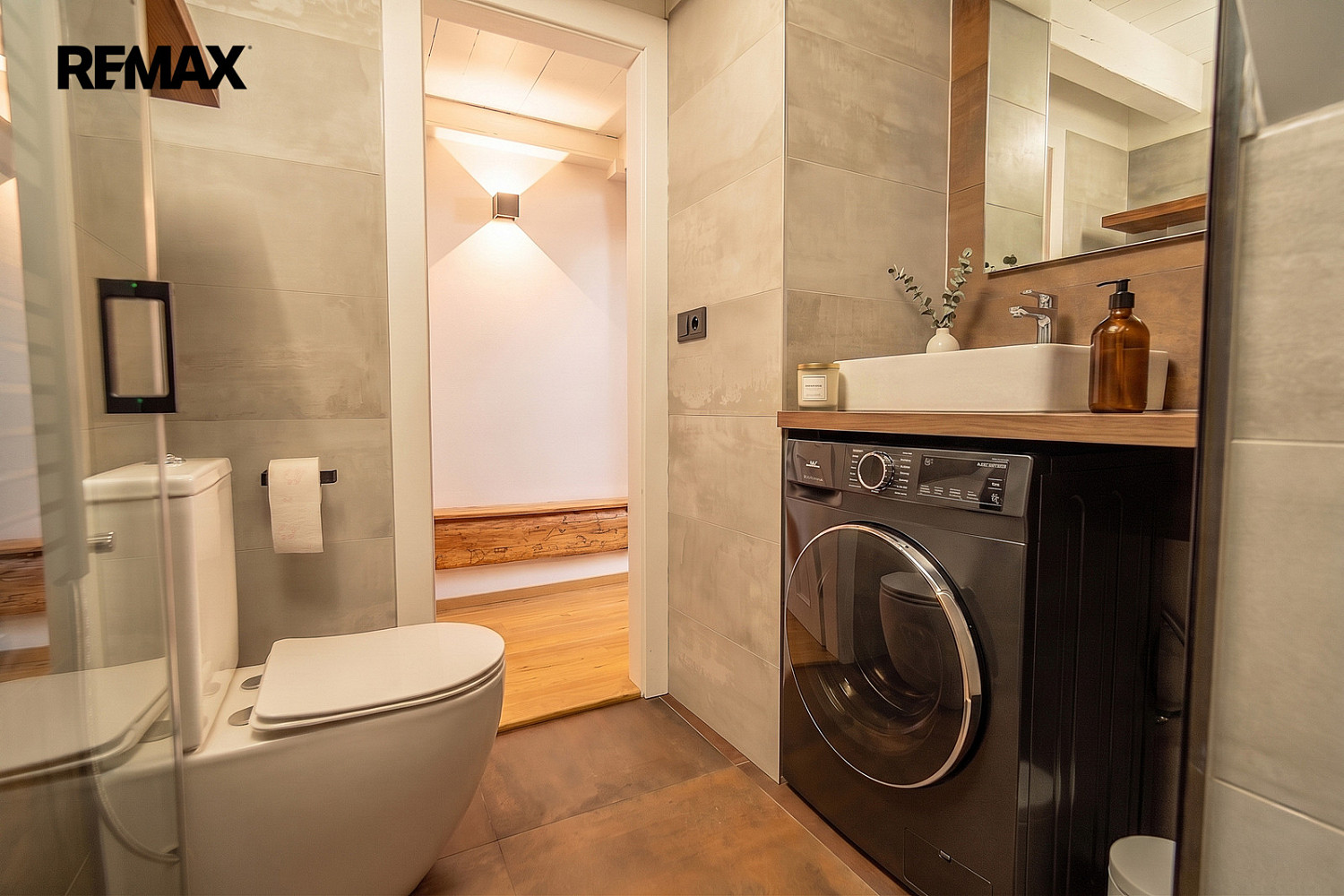 Pronájem bytu 2+kk 48 m² – pohled 4