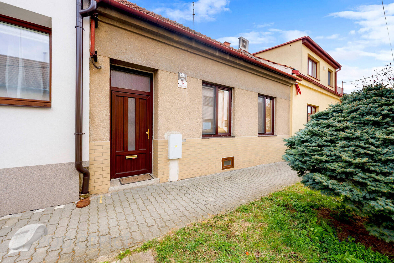 Prodej domu 138 m² s pozemkem 207 m² – pohled 2