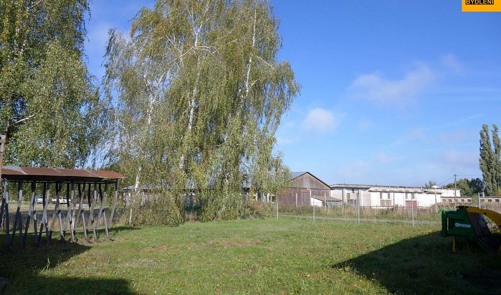 Prodej komerčního pozemku 3 983 m², Moravec – náhled fotky 5