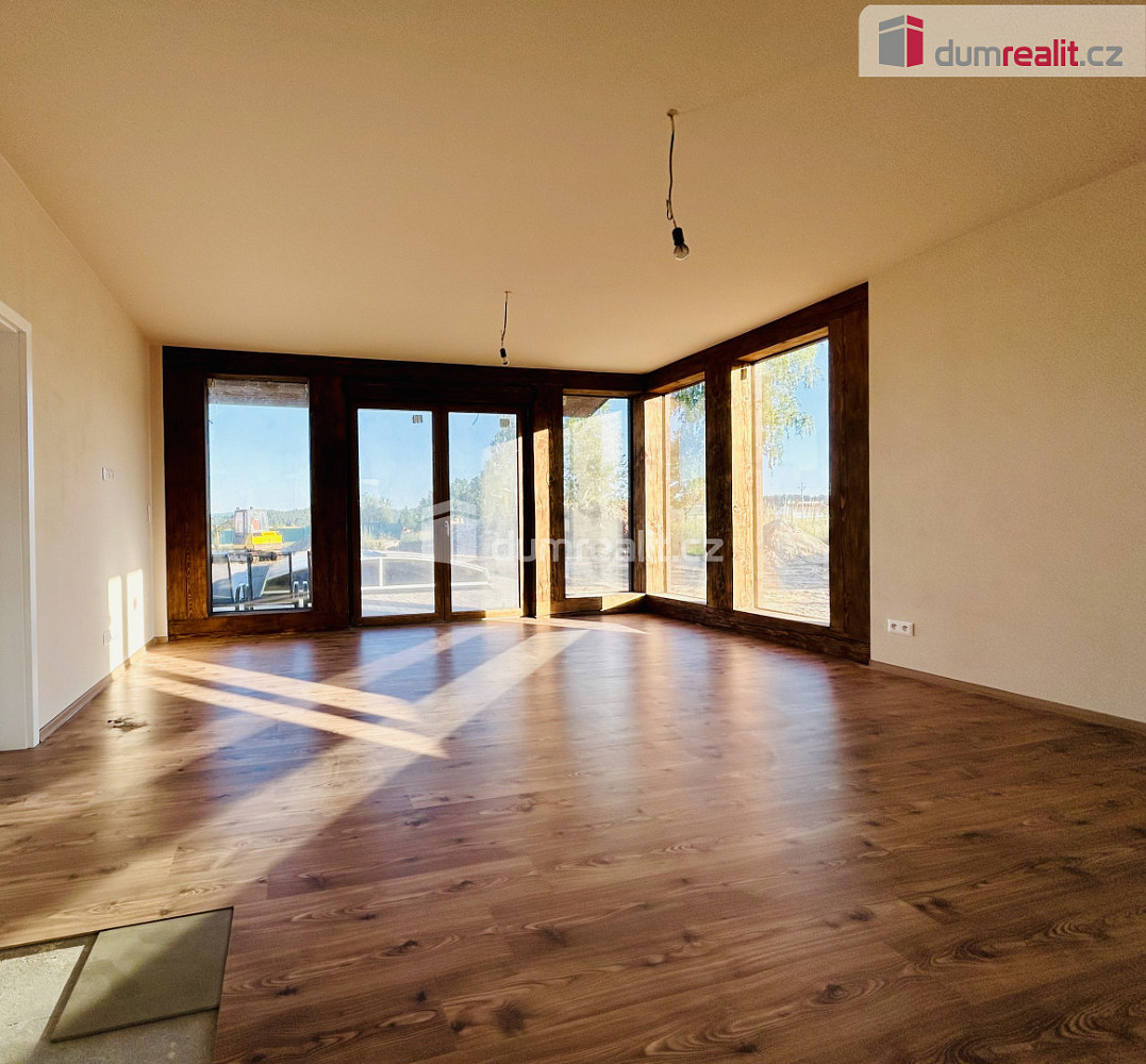Prodej domu 120 m² s pozemkem 1 407 m² — photo 3