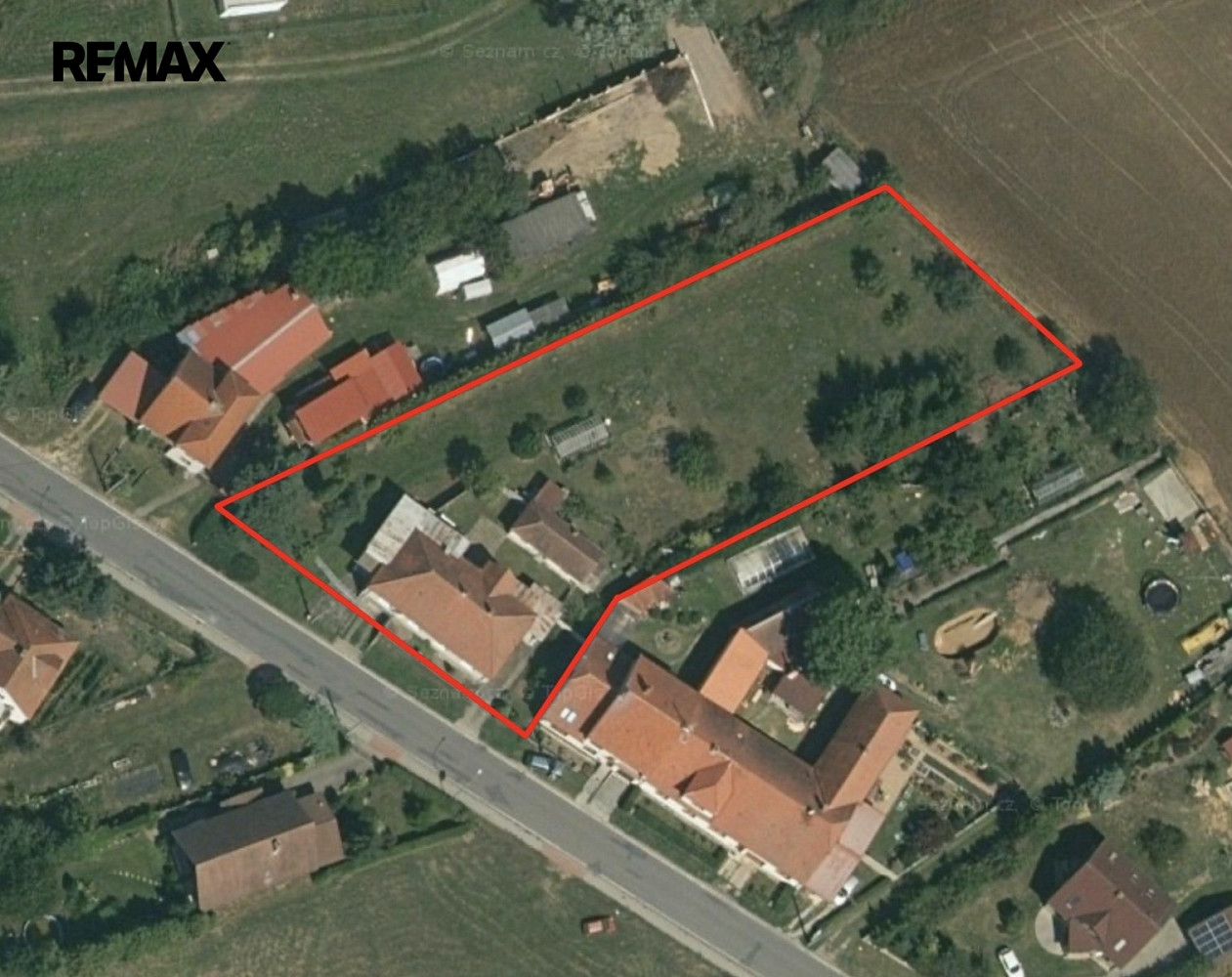 Prodej domu 130 m² s pozemkem 2 738 m² - Widok 2