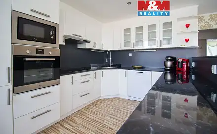 Prodej bytu 3+1 76 m², Bohuslava Vrbenského, Most