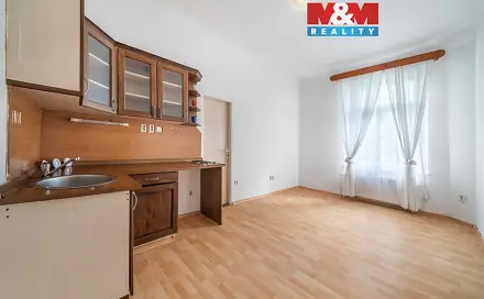 Prodej bytu 1+kk 23 m², V Nových Vokovicích, Praha 6 - Vokovice