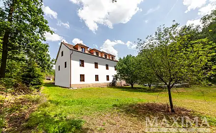 Prodej domu 1 009 m² s pozemkem 3 687 m², K Borovíčku, Praha 4 - Kunratice