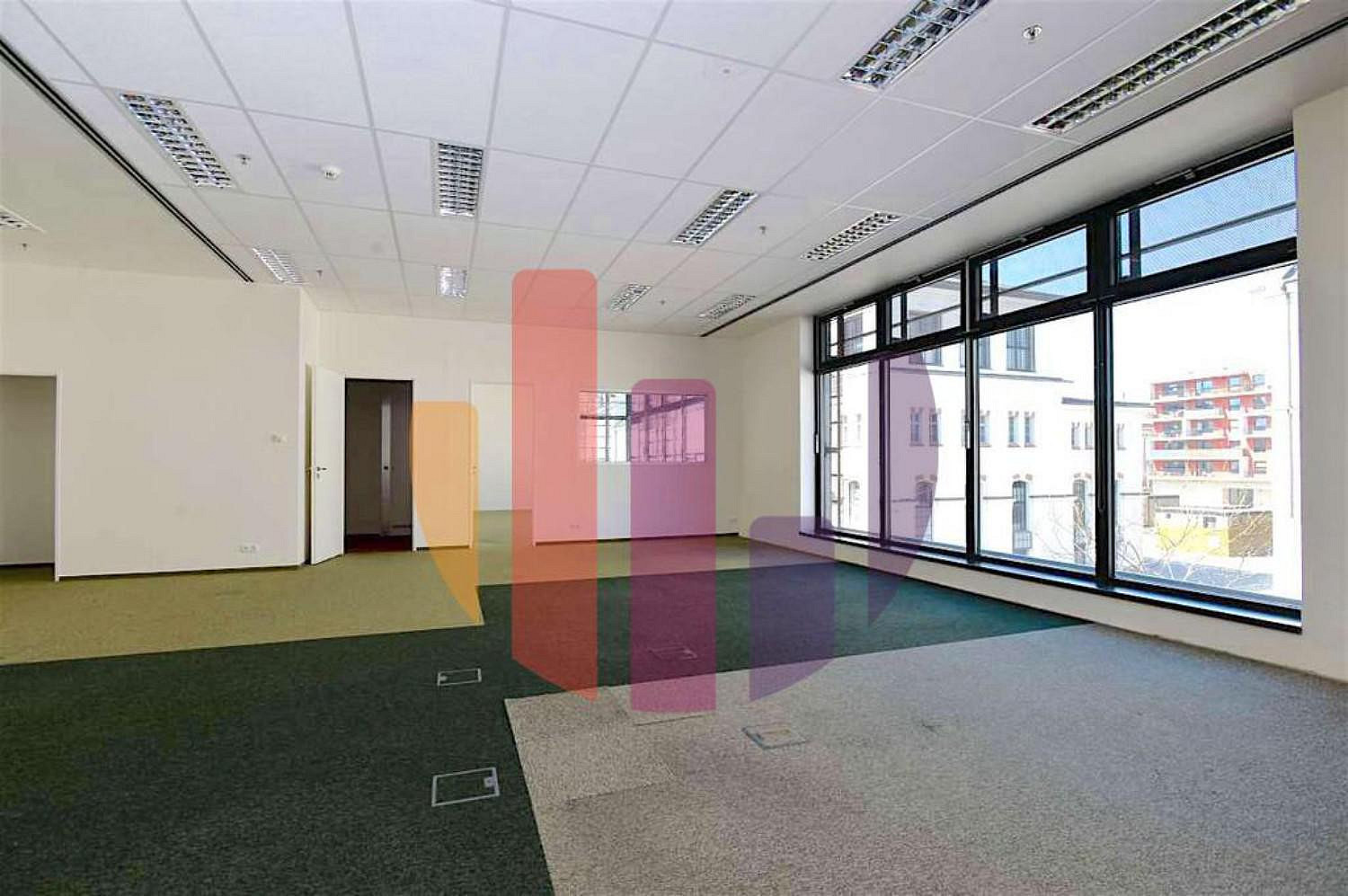 Pronájem kanceláře 2 124 m² — photo 3