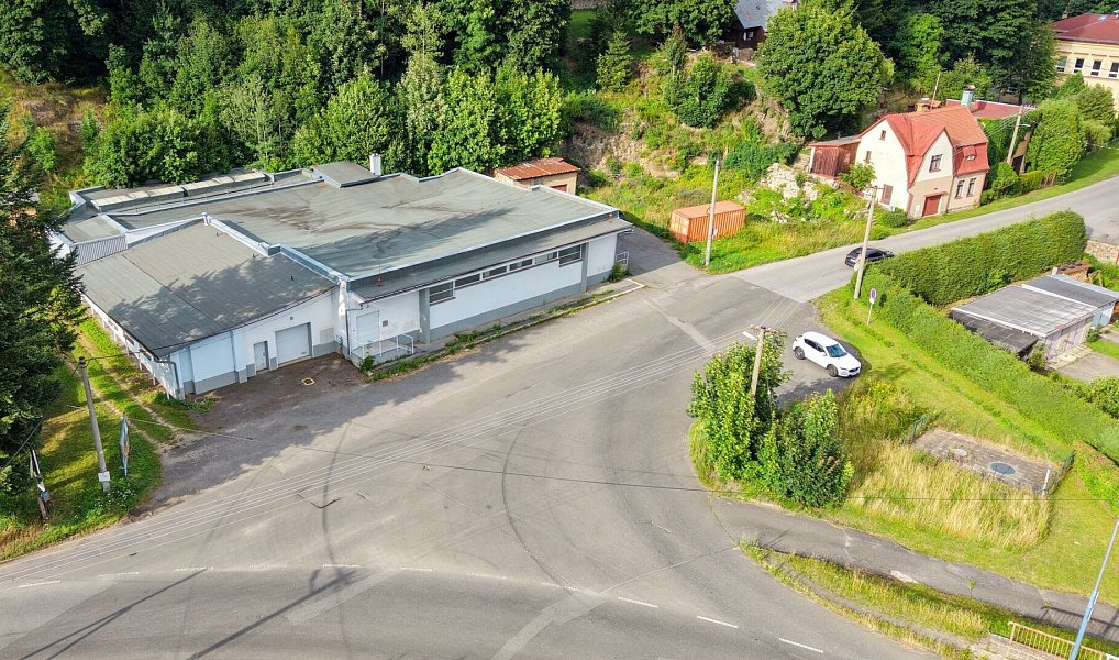 Prodej obchodních prostor 950 m², Tanvald – náhled fotky 4