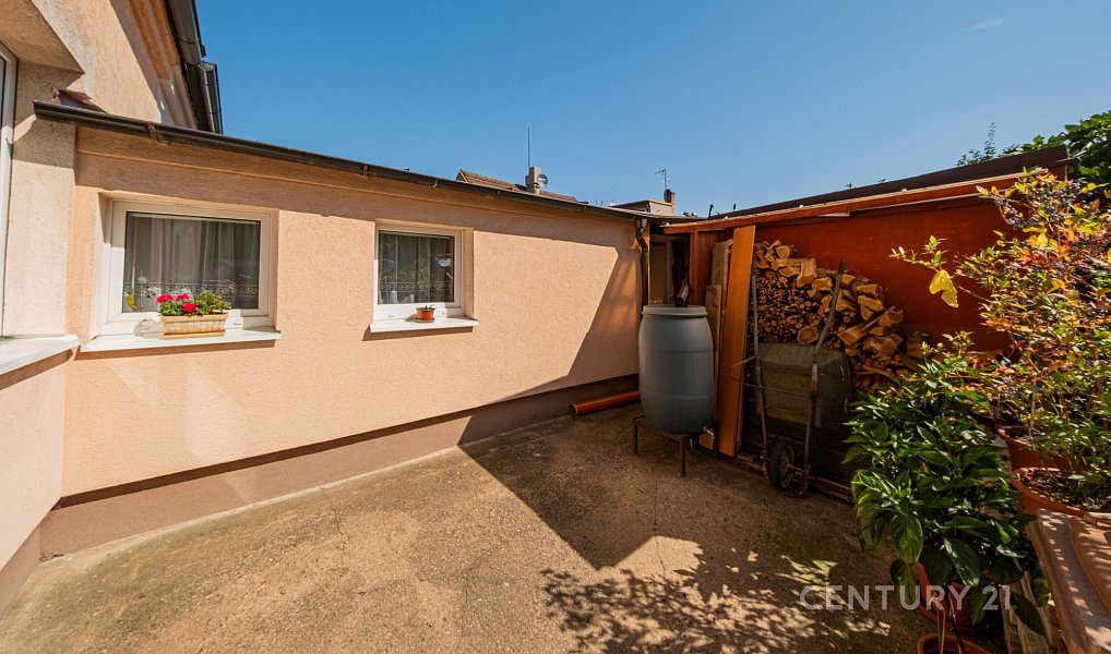 Prodej domu 145 m² s pozemkem 312 m², Kladno – náhled fotky 28
