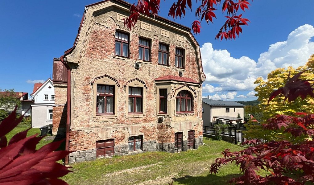 Prodej domu 190 m² s pozemkem 1 331 m², Jablonec nad Nisou – náhled fotky 33