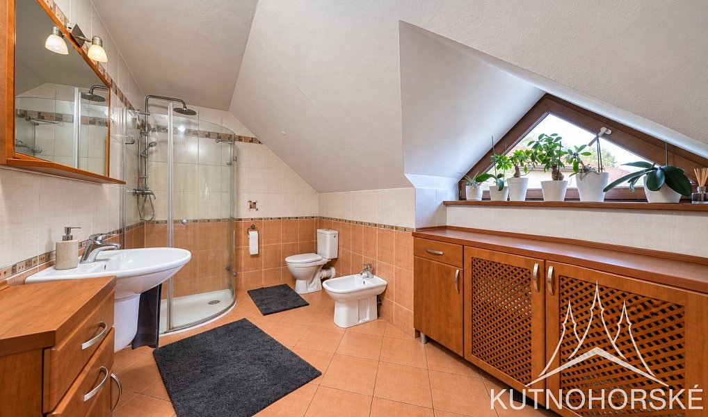 Prodej domu 115 m² s pozemkem 2 188 m², Suchdol – náhled fotky 27