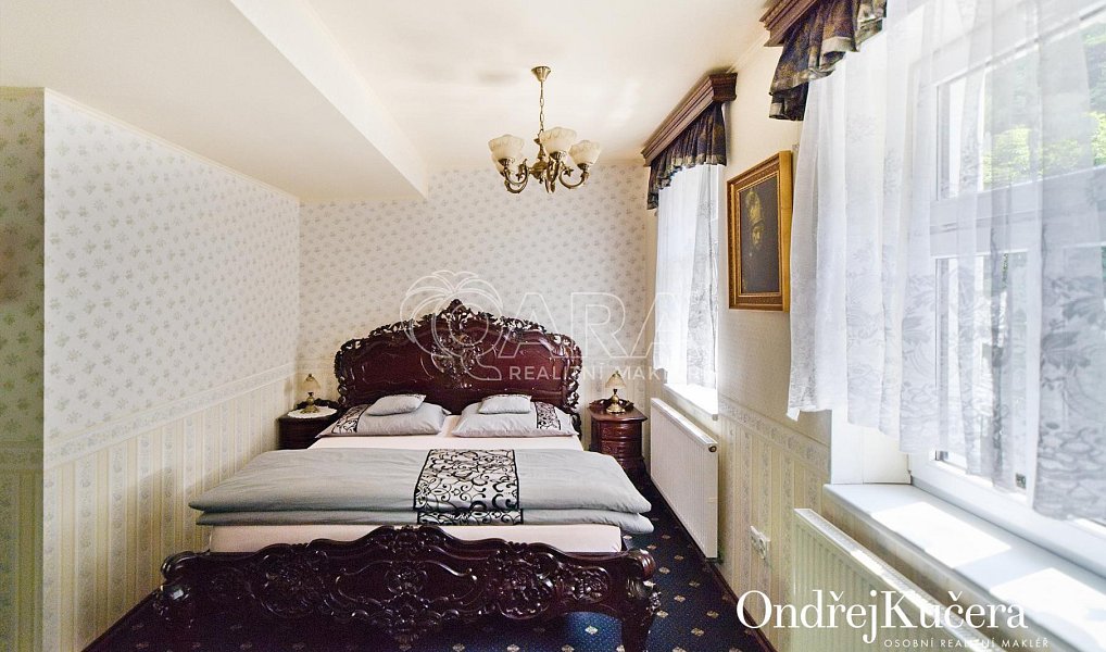 Prodej ubytovacího objektu 832 m², Hřensko – náhled fotky 29
