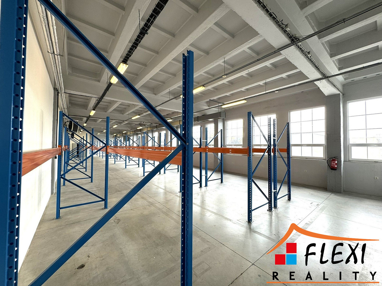 Pronájem skladovacích prostor 500 m² — photo 4