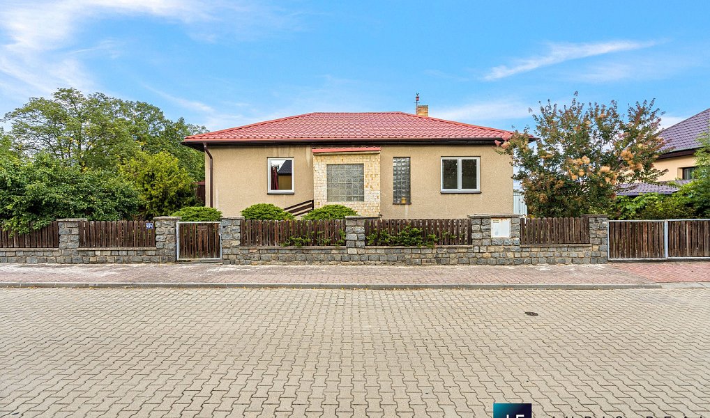 Prodej domu 250 m² s pozemkem 863 m², Praha – náhled fotky 8