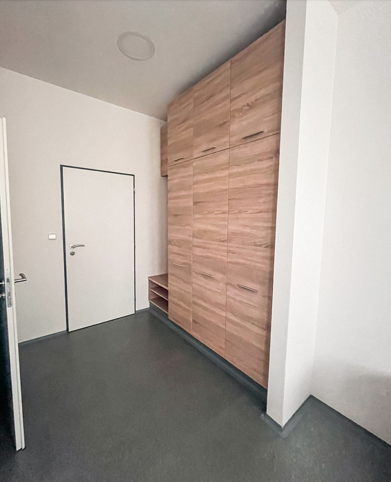 Pronájem bytu 1+kk 38 m² – pohled 4