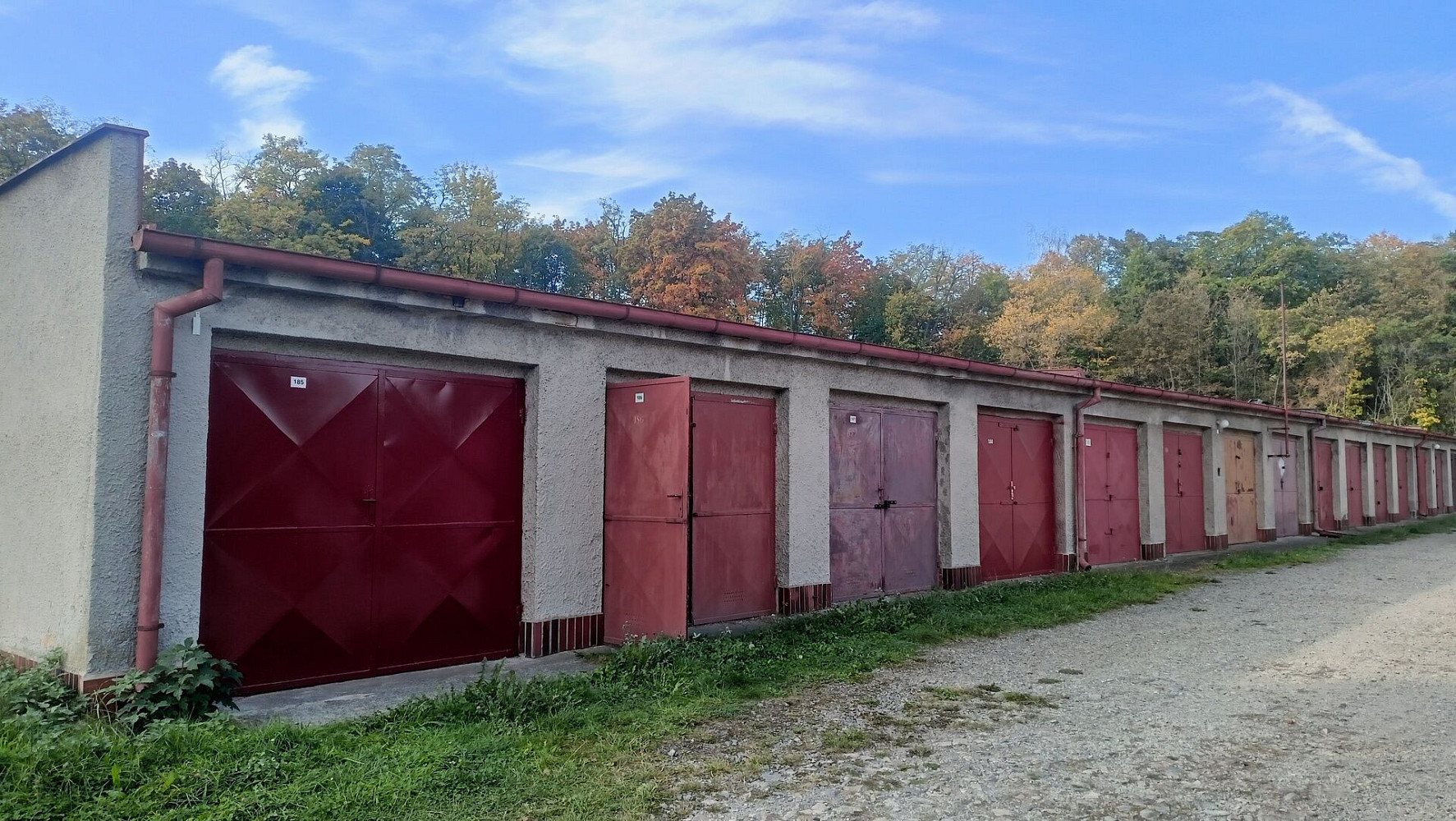 Garáž na vlastním pozemku v Plzni Bukovci