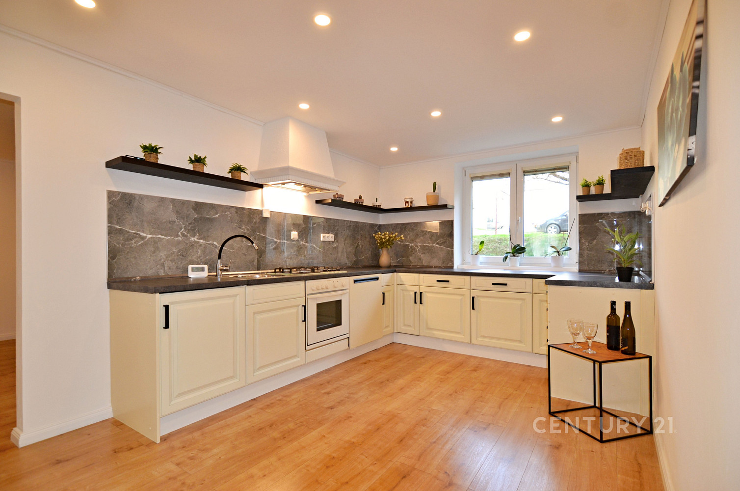 Prodej bytu 2+1 60 m² – fotografie 2