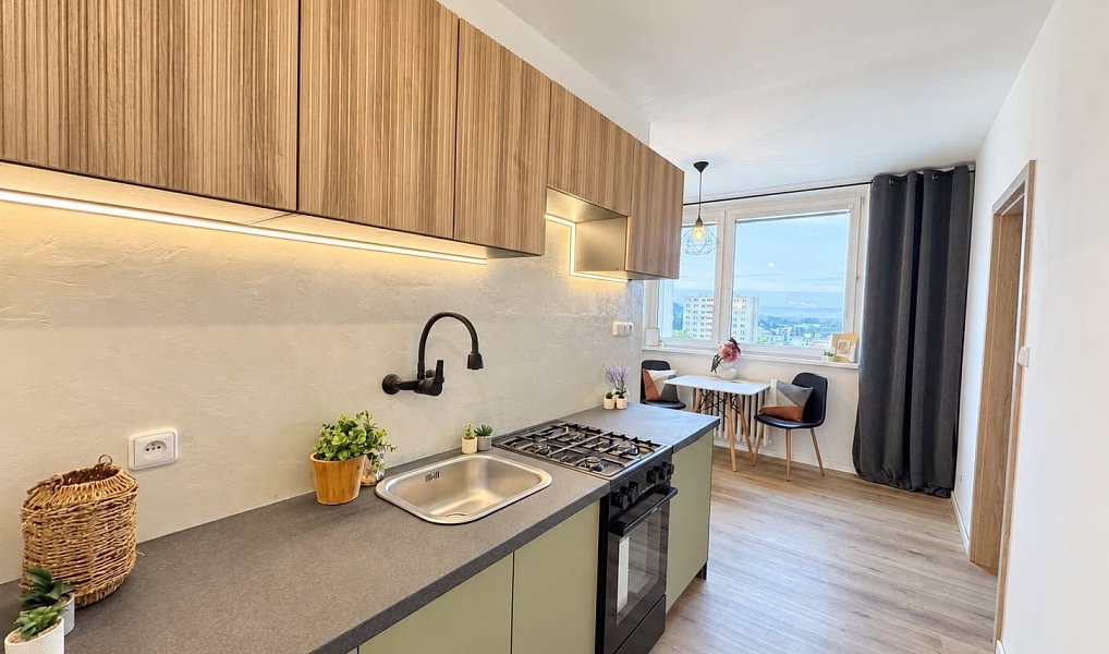 Prodej bytu 3+1, 65 m², Prštné, Zlín