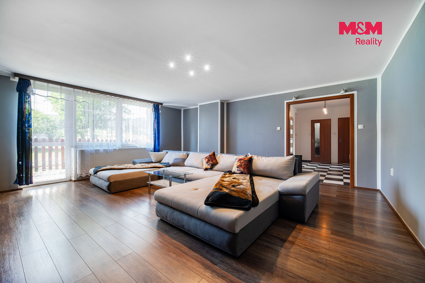 Prodej domu 300 m² s pozemkem 633 m² — photo 3