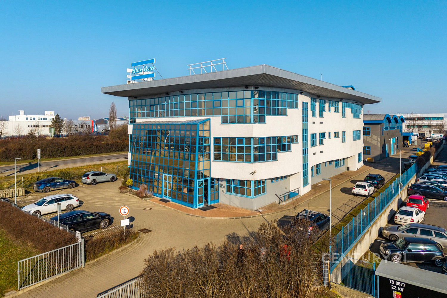 Pronájem kanceláře 670 m²