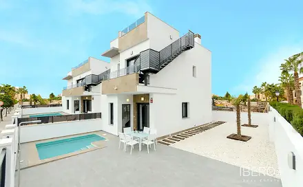 Prodej domu 105 m² s pozemkem 115 m², Torrevieja, Španělsko
