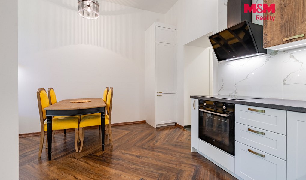 Prodej bytu 2+kk 50 m², Horní Planá – náhled fotky 11