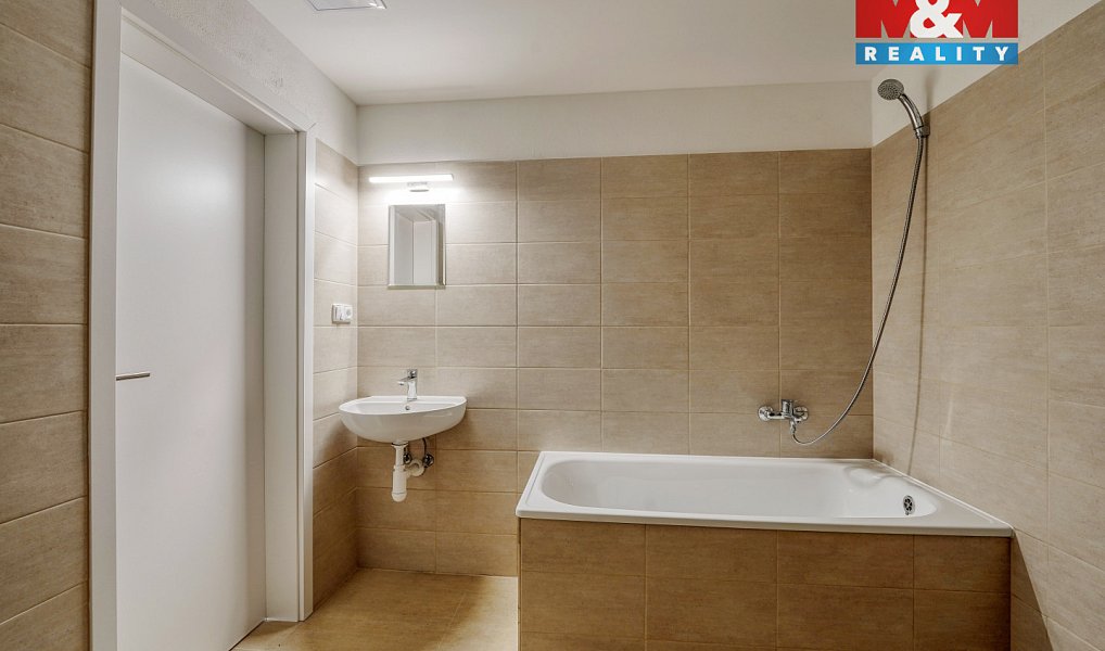 Pronájem bytu 2+kk 78 m², Plzeň – náhled fotky 14