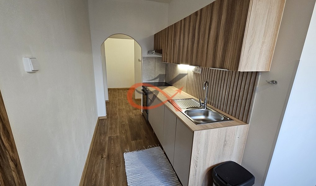 Pronájem bytu 2+1 65 m², Rožnov pod Radhoštěm – náhled fotky 6