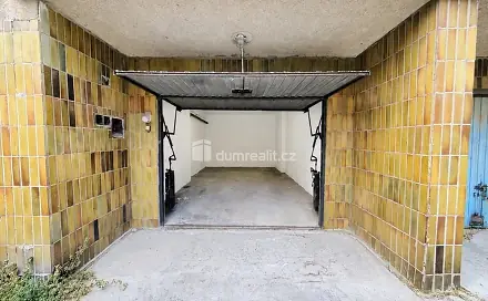 Pronájem Garáže 21 m2, Třebízského, Teplice, Třebízského, Teplice