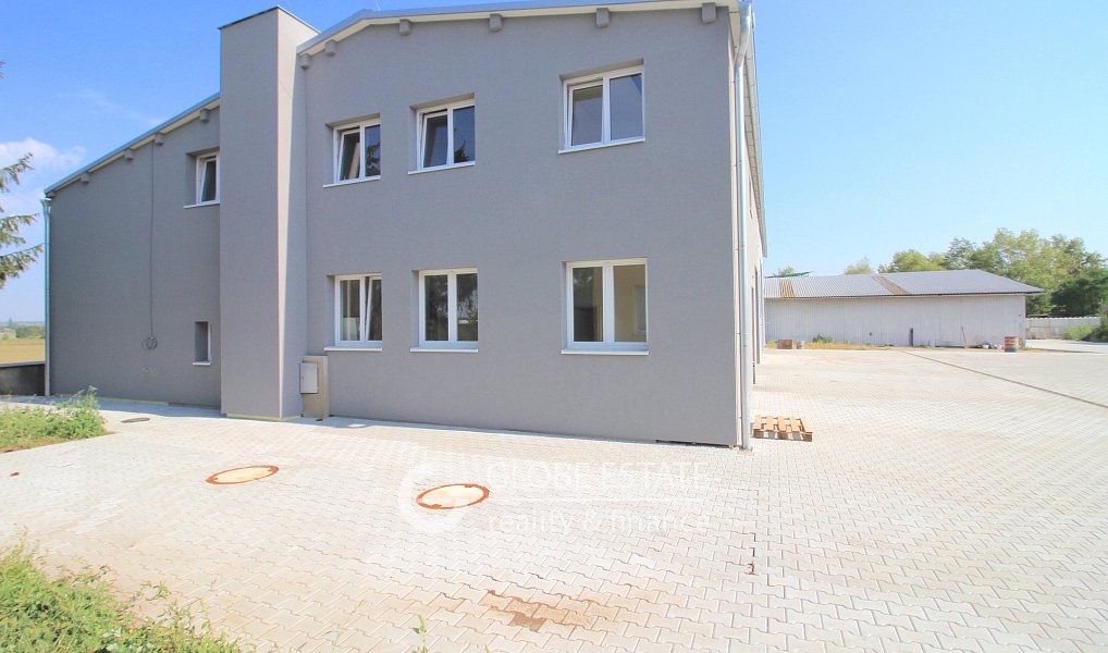 Pronájem výrobních prostor 1 000 m², Záryby – náhled fotky 19