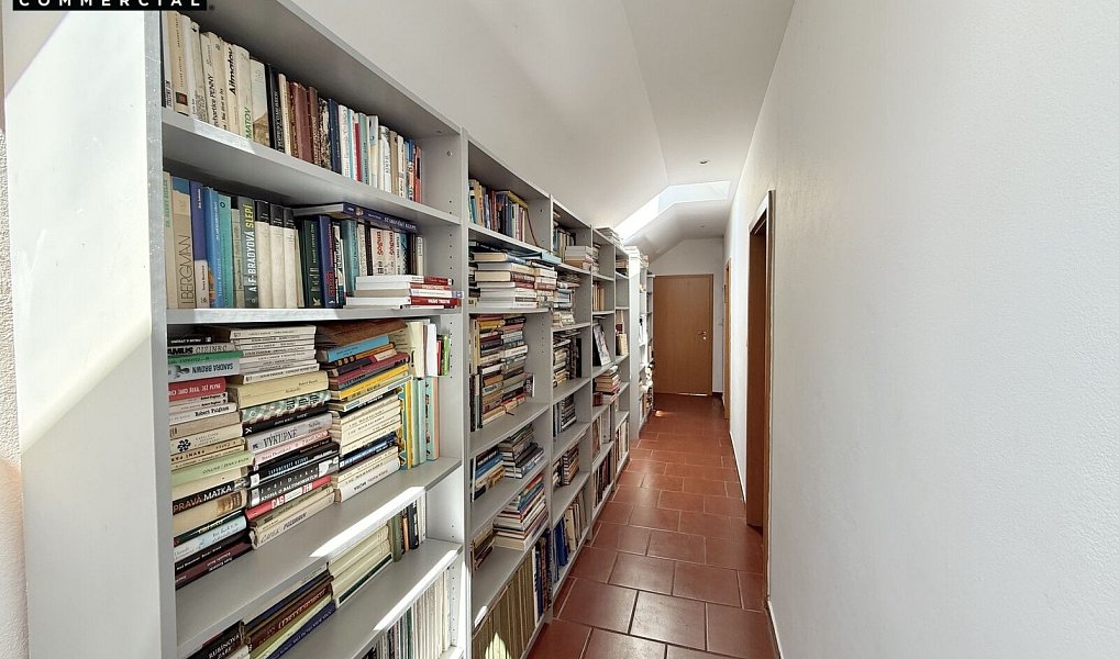 Prodej domu 225 m² s pozemkem 439 m², Praha – náhled fotky 18
