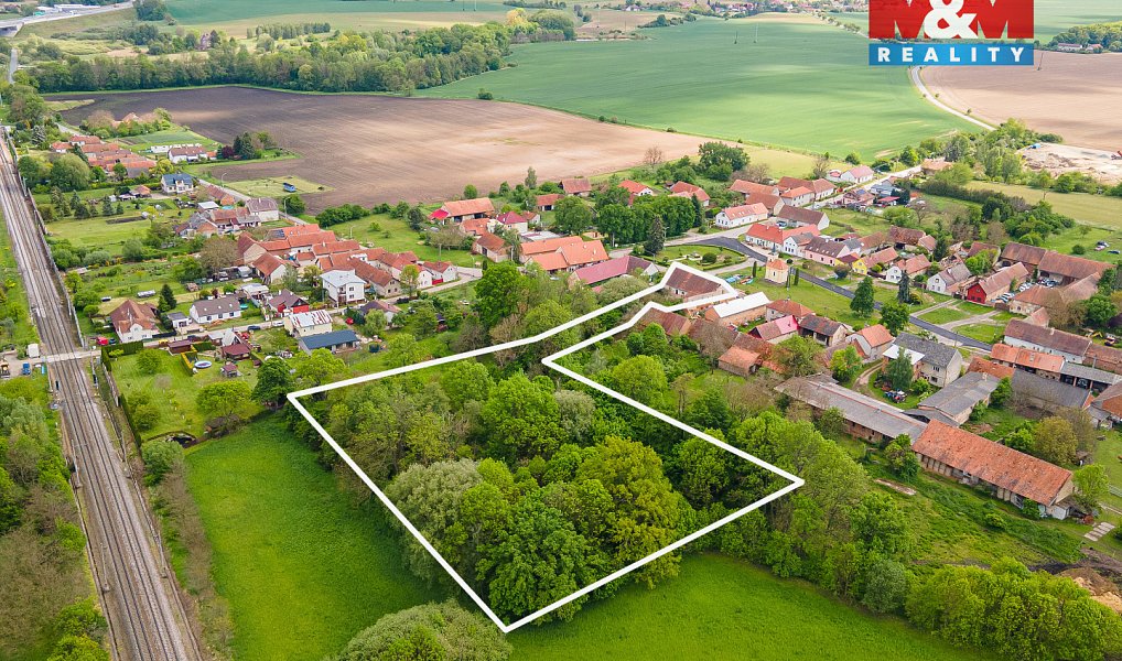 Prodej domu 330 m² s pozemkem 43 267 m², Moravany – náhled fotky 30