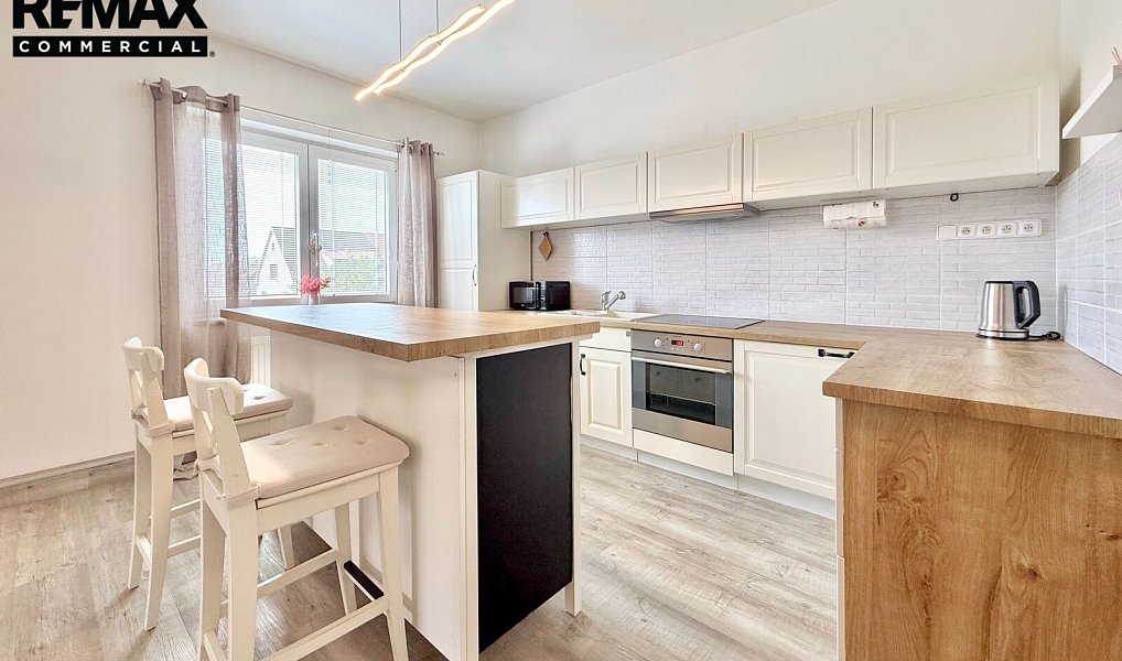 Prodej domu 193 m² s pozemkem 979 m², Brandýs nad Labem-Stará Boleslav – náhled fotky 2
