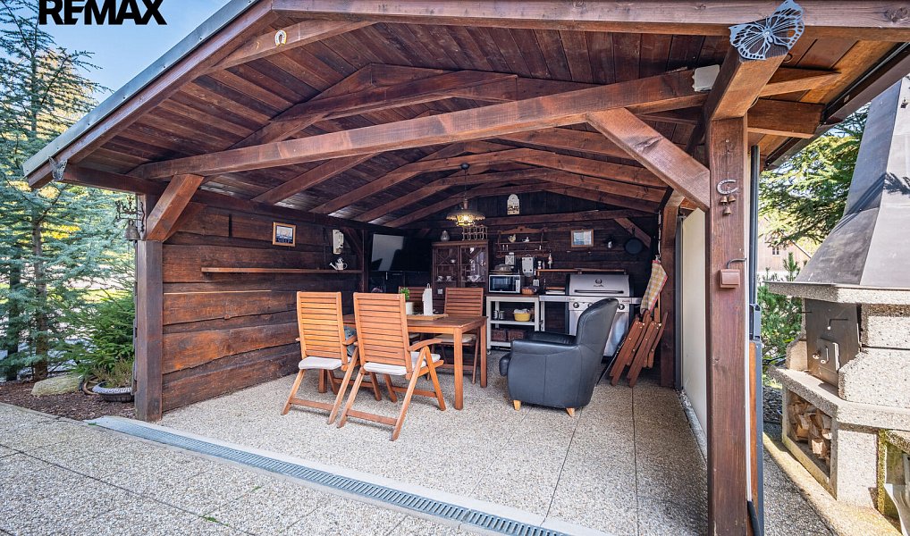 Prodej domu 200 m² s pozemkem 122 m², Kryštofovy Hamry – náhled fotky 5