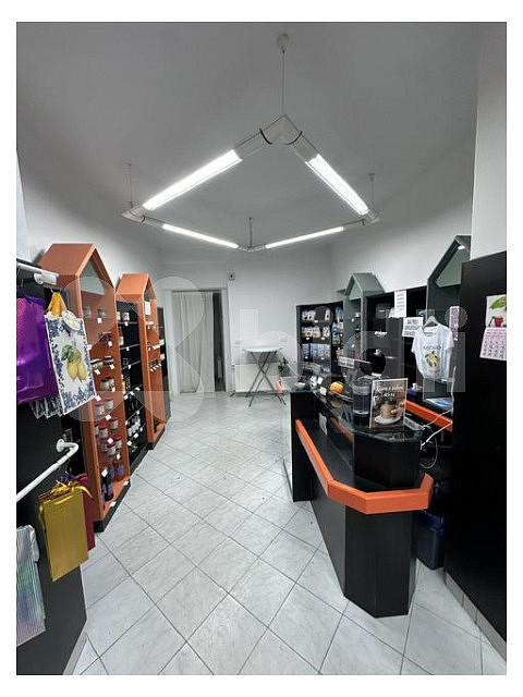 Pronájem obchodních prostor 95 m² – fotografie 5