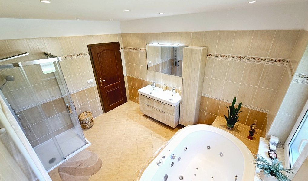 Prodej domu 145 m² s pozemkem 478 m², Srubec – náhled fotky 11