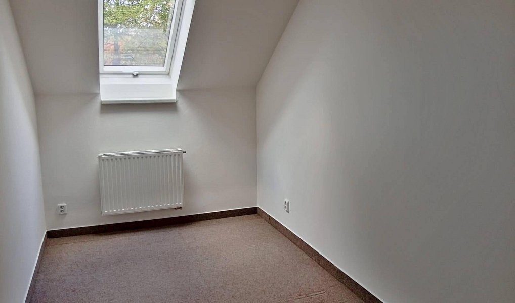 Pronájem bytu 4+kk 93 m², Křemže – náhled fotky 7