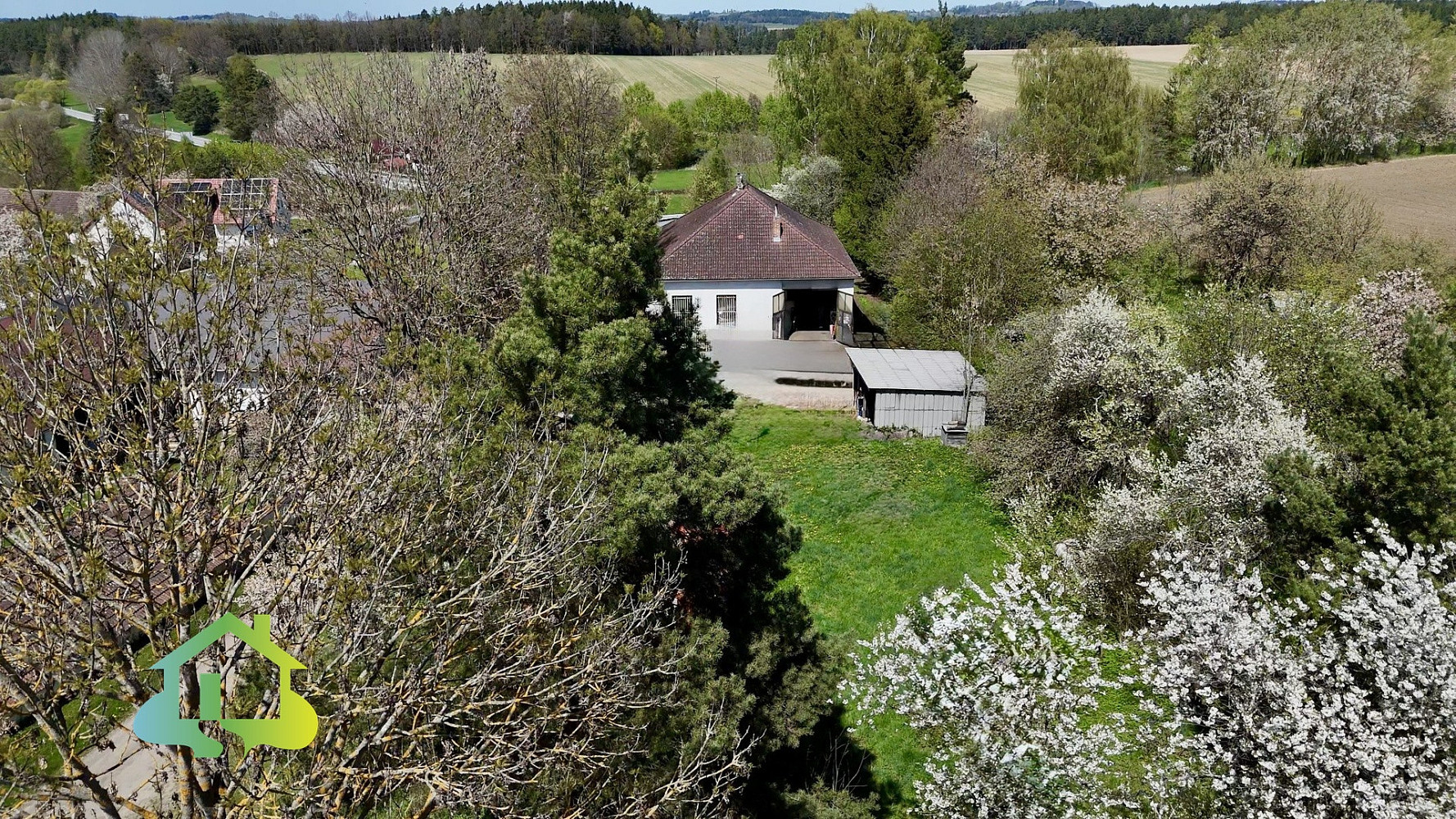 Prodej obchodních prostor 300 m² – fotografie 4