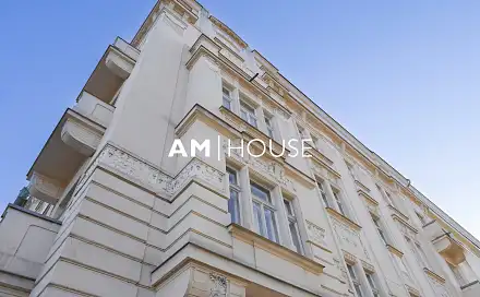 Prodej bytu 3+1 104 m², Na Plzeňce, Praha 5 - Smíchov