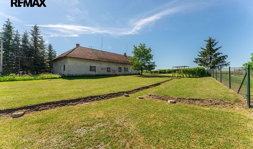 Prodej stavebního pozemku 1 064 m², Dolní Ředice – náhled fotky 7