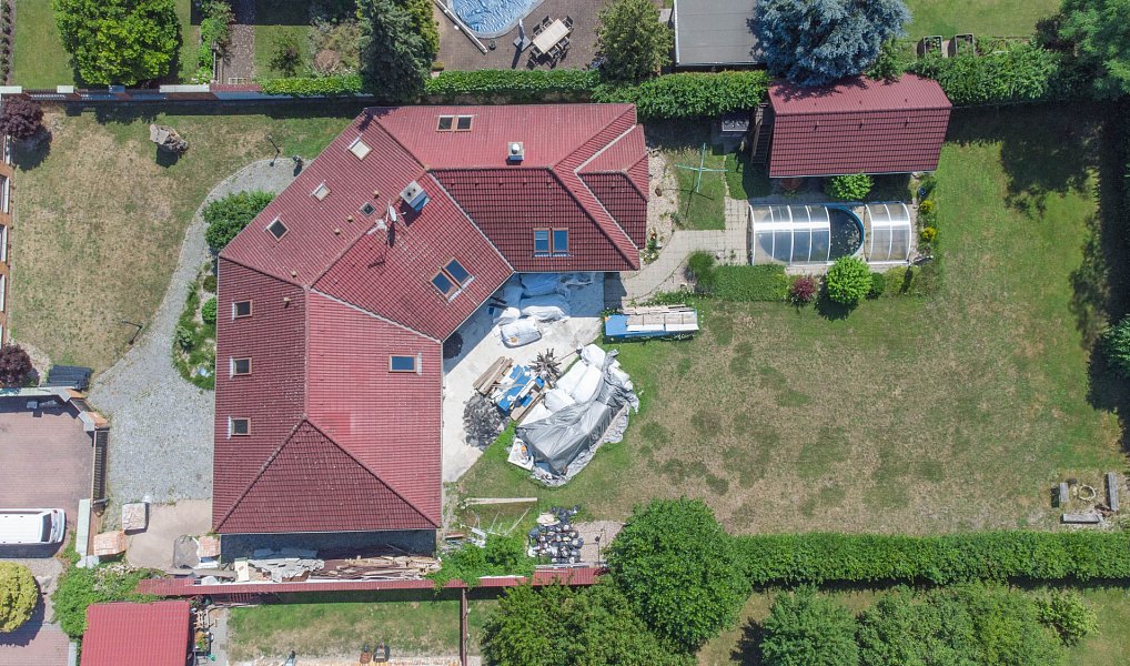 Prodej domu 400 m² s pozemkem 1 764 m², Sezemice – náhled fotky 9