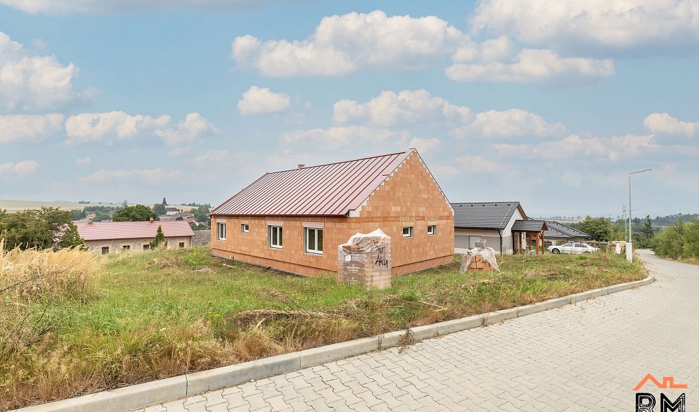 Prodej domu 117 m² s pozemkem 1 002 m², Brtnice – náhled fotky 3