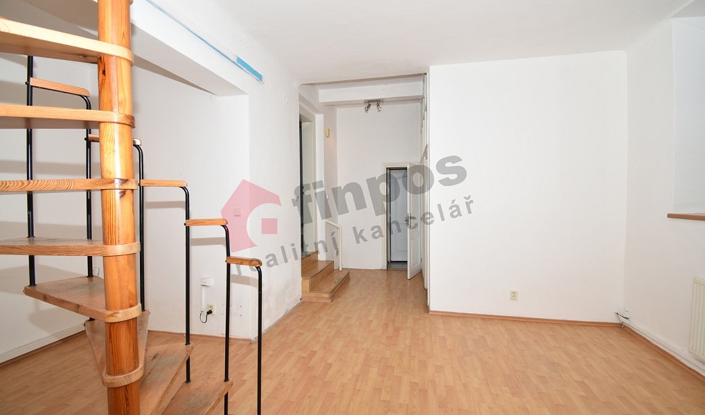 Pronájem kanceláře 136 m², Praha – náhled fotky 15