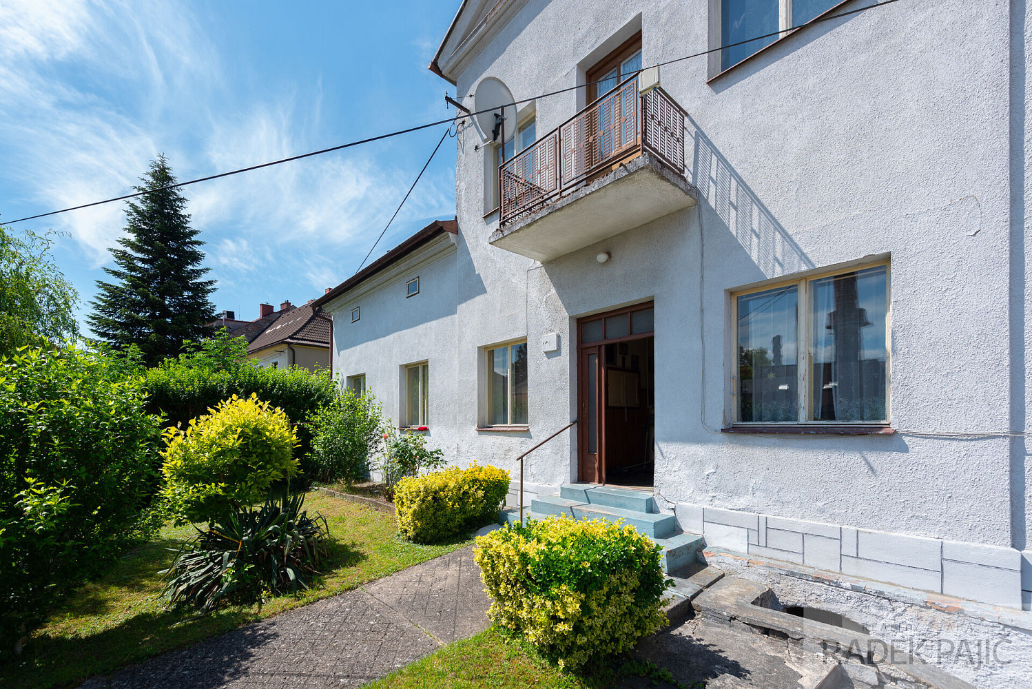 Prodej domu 218 m² s pozemkem 1 274 m²