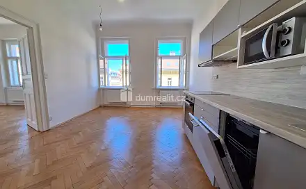 Pronájem bytu 3+kk 82 m², Chodská, Praha 2 - Vinohrady