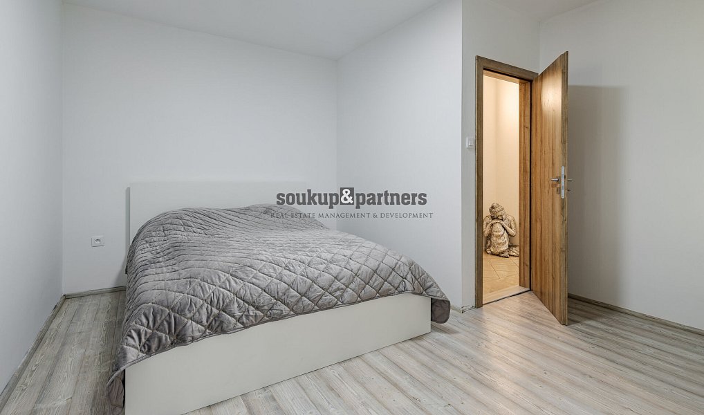 Prodej domu 153 m² s pozemkem 520 m², Žebrák – náhled fotky 28