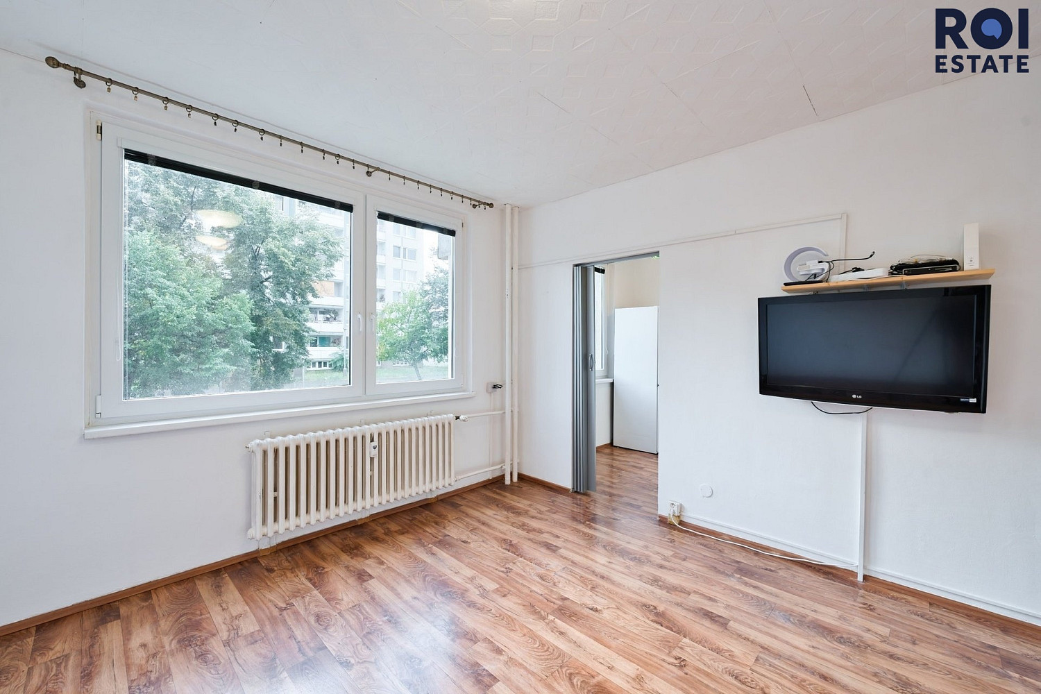 Pronájem bytu 2+1 40 m² – fotografie 3